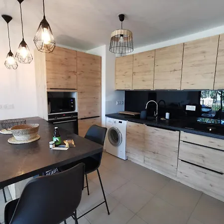 Les Ganivelles Apartman *